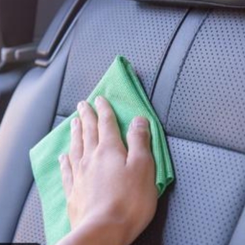 4 مواد منزلية مضرة لا تستخدمها في تنظيف السيارة