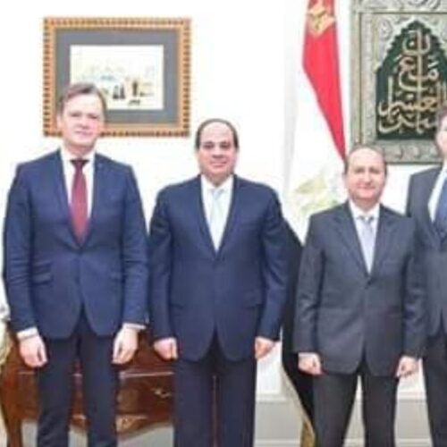 هل تعود مرسيدس للتجميع في مصر ولكن من بوابه السيارات الكهربائية