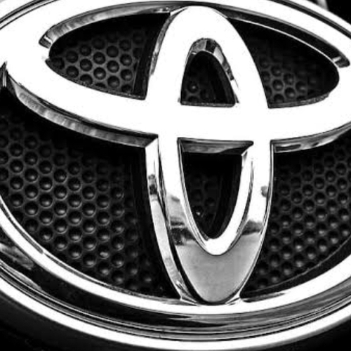 تويوتا تعلن عن اسعار سياراتها لشهر يونيو