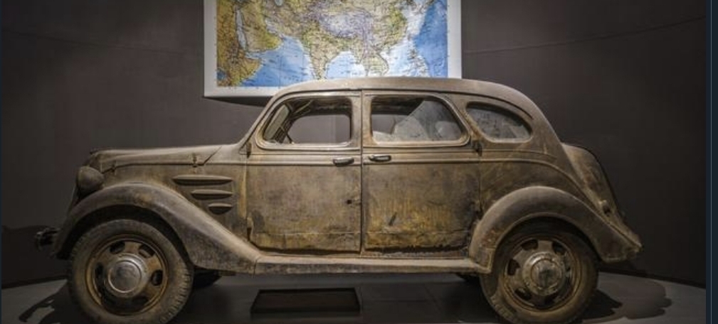 آلة الزمن: صور وسعر أول سيارة في تاريخ تويوتا