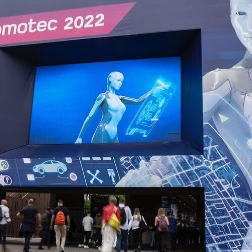 اوتوبروموتك يفتح افق المستقبل في دورته لعام 2022