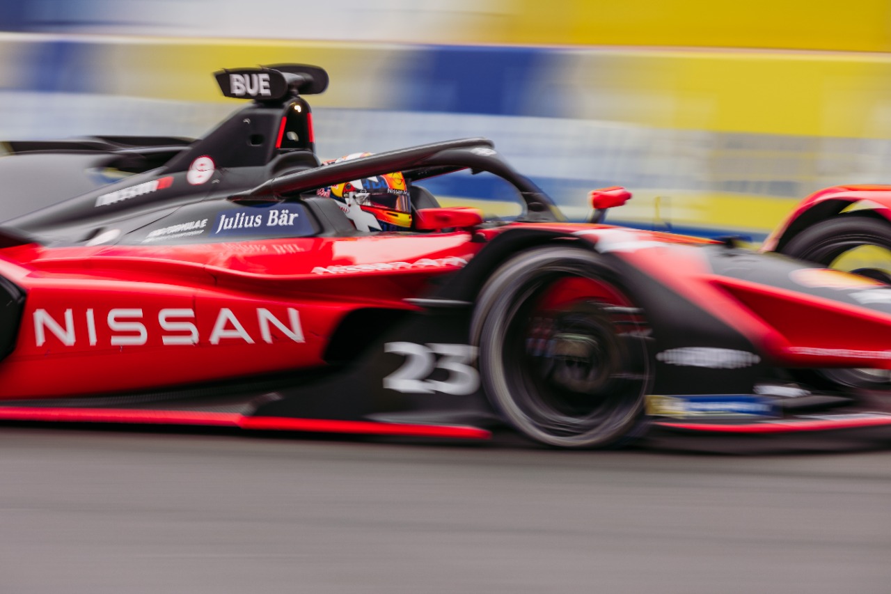 فريق نيسان e.dams  يشعل المنافسة في أخر جولة من سباق Formula E في مراكش