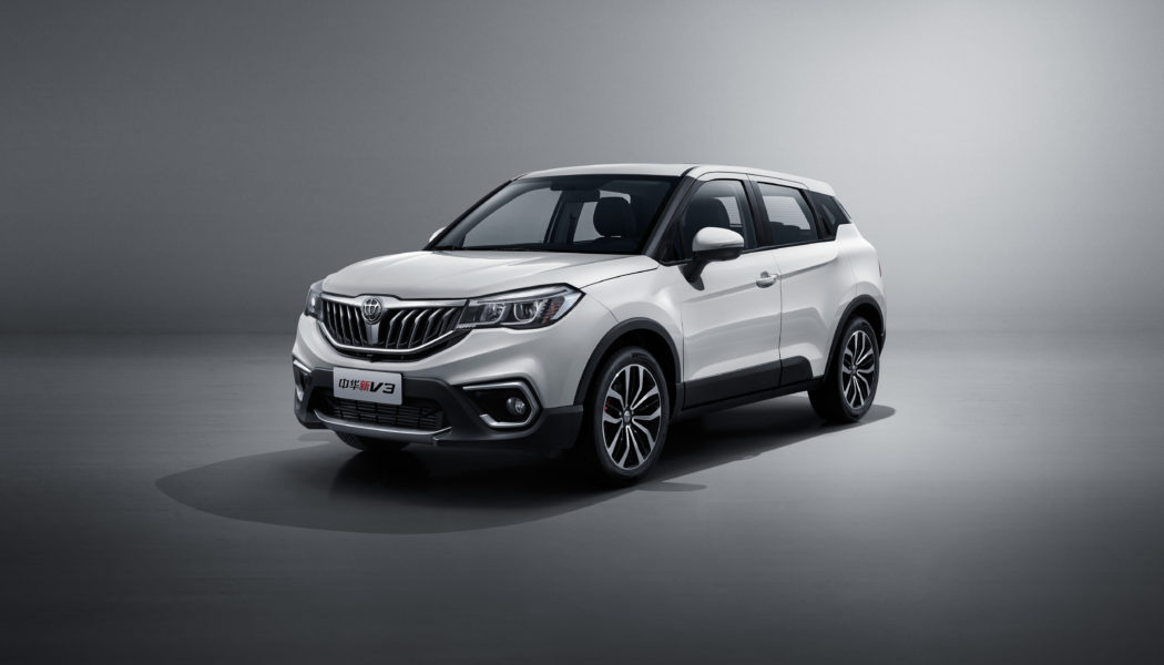 بريليانس تدخل اوتوماك فورمولا …. بنجوم تتلالا فى سماء فئة SUV V6….. رؤية جديدة لفئة السيارات SUV … بجماليات لا تقاوم V7… تجسيد المانى وخبرات من BMW … تؤكد تفردها وسط منافسيها