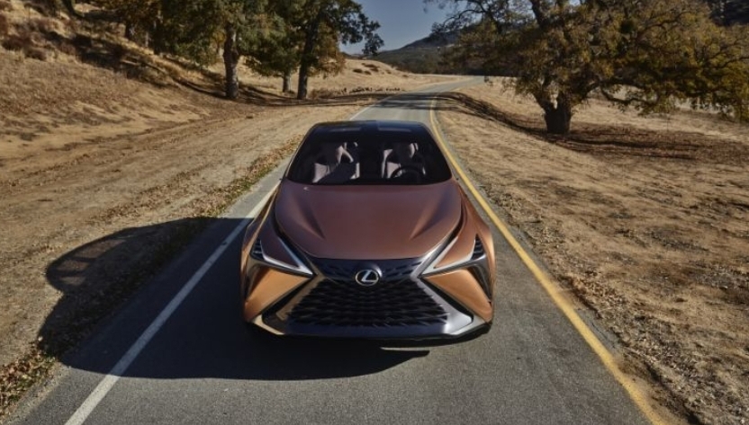 لكزس تخطط للكشف عن LQ الـ SUV الرائدة الجديدة في عام 2022