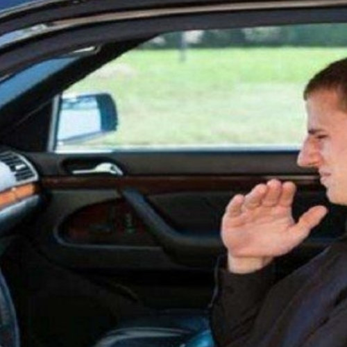 6 روائح كريهة تدل على أعطال في سيارتك