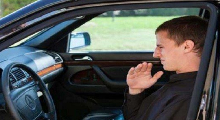 6 روائح كريهة تدل على أعطال في سيارتك