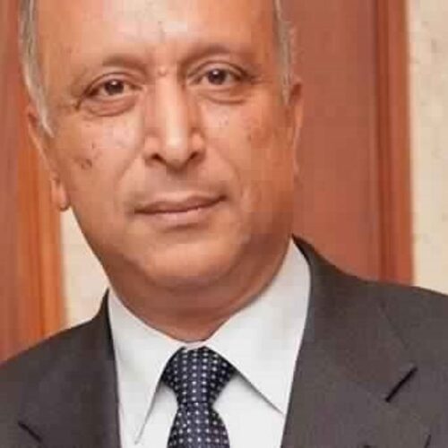 المهندس حسين مصطفى .. لن يشعر المستهلك بالتخفيضات على اسعار السيارات الاوروبية للعديد من العوامل ؟