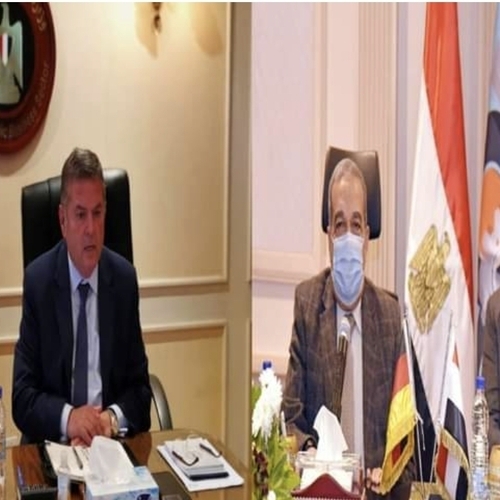 وزيرا قطاع الأعمال والإنتاج الحربي ورئيس العربية للتصنيع يناقشون دراسات الجدوي لإنشاء مصنع إنتاج إطارات المركبات بكافة أنواعها