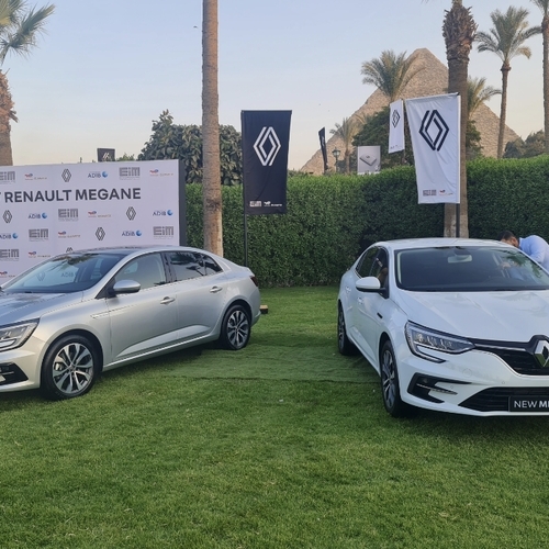 سفح الأهرامات يحتضن إطلاق رينو ميجان  2022 الجديدة وظهورها الأول في مصر