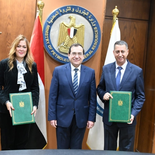 وزير البترول يشهد توقيع مذكرة تفاهم بين شل مصر والوطنية للتدريب للتعاون في مجالات التدريب وتنمية المهارات القيادية والإبداعية