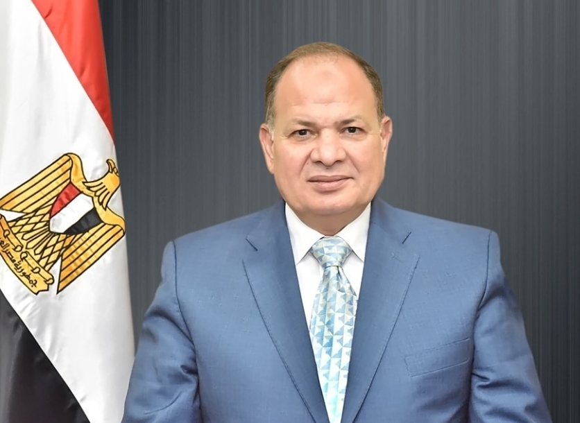 محافظ أسيوط: لا زيادة في تعريفة المواصلات العامة بعد تحريك أسعار الوقود