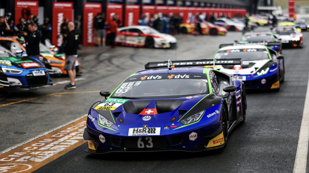 تهيمن Lamborghini Squadra Corse على عطلة نهاية الأسبوع ADAC GT Masters في زاندفورت
