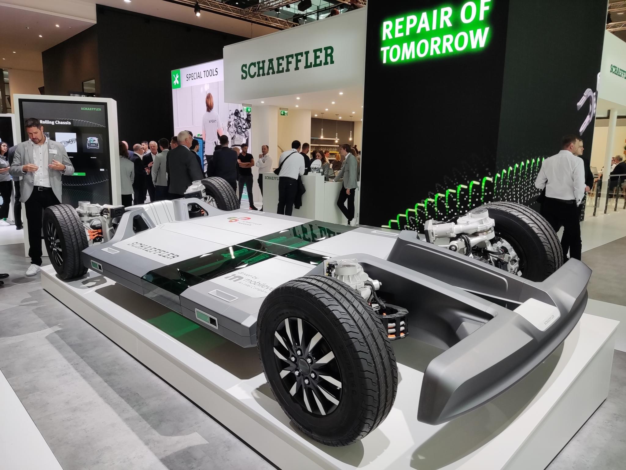 Automechanika Frankfurt 2022 Vision of the future by the hand of the present