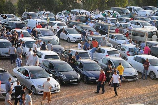 حركة بيع السيارات المستعملة تتزايد ... والعملاء يؤكدون ان الاسعار  تتناسب تماما مع انخفاض بعض الموديلات ومنها الاوربــــــــــــــــى