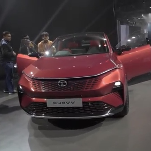 Tata الهندية تدخل عالم السيارات المتطورة من أوسع أبوابه
