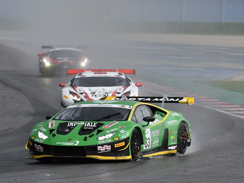 Triumphant Weekend for Lamborghini in British and Italian GT