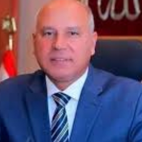 الوزير ..القطار الكهربائي يشمل كل مميزات وسائل النقل الحديثة