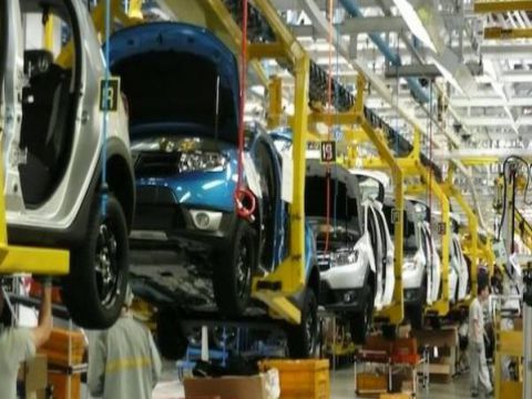 عدم الاتجاه لتصنيع السيارات الكهربائية قد يؤدى إلى تراجع الصناعة الالمانية ..تقرير